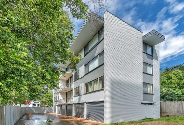 23 Sylvan  Road