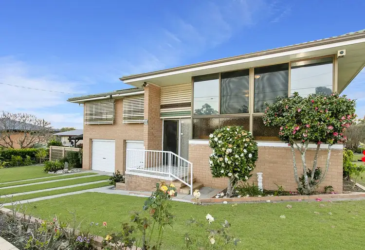 92 Morialta Street