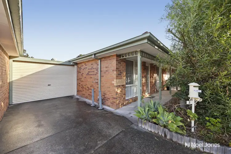 3 Cameron Close