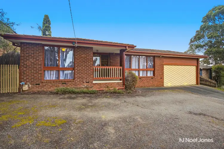 6 Grose Court