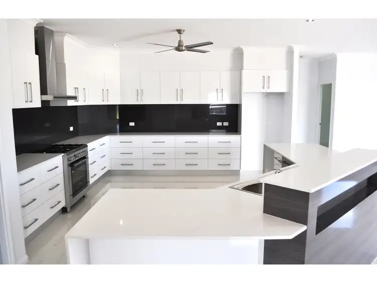 Sixth view of Homely house listing, 3 Peluchetti Place, Mareeba QLD 4880