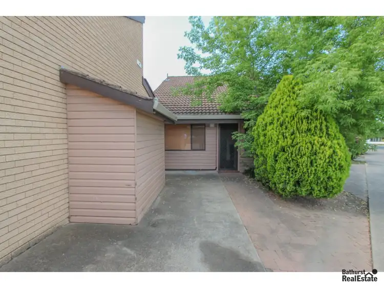 4/142 Durham Street, Bathurst NSW 2795