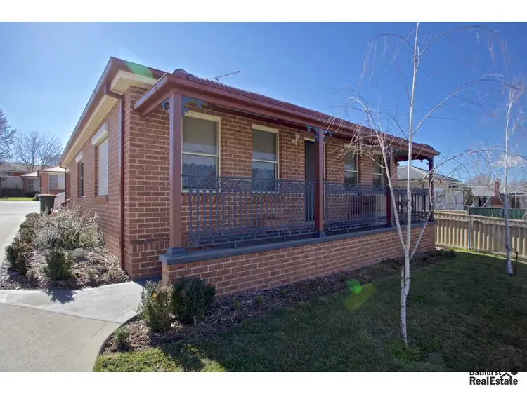 1/237 Browning Street, Bathurst NSW 2795