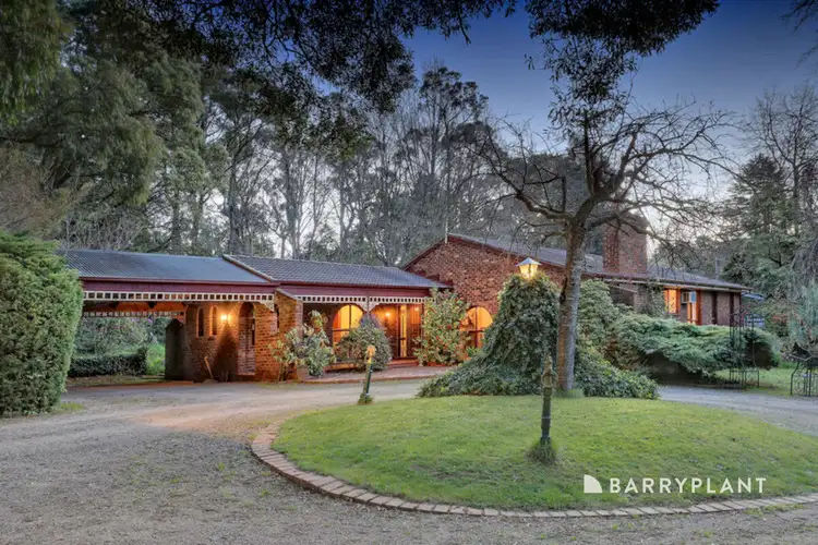 15 Margaret Road, Avonsleigh VIC 3782