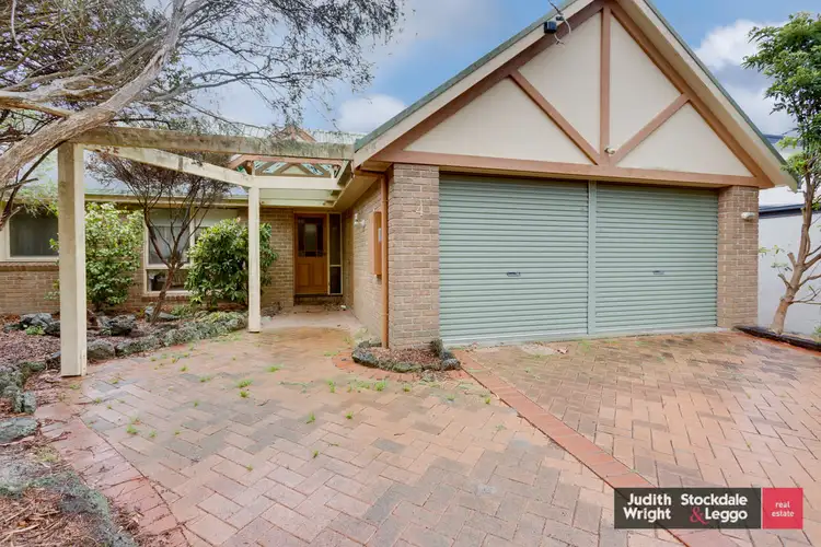 4 Chicory Avenue, Cowes VIC 3922
