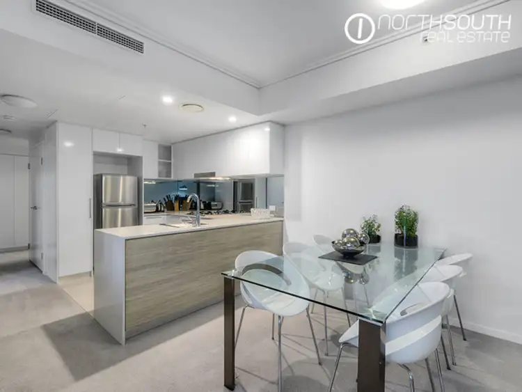Second view of Homely apartment listing, 8 Harbour Road, Hamilton QLD 4007
