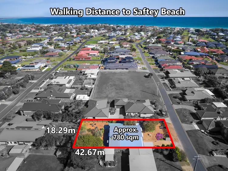 32 Tonkin Street, Safety Beach VIC 3936