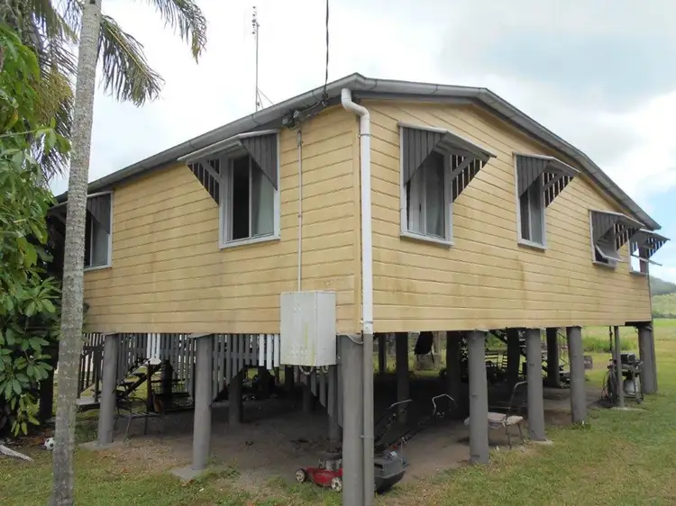 30 Fulton Drive, Bemerside QLD 4850