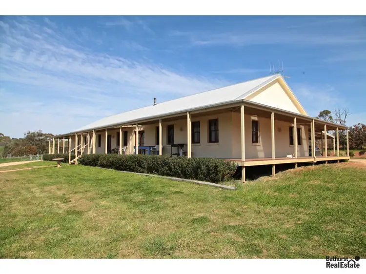 296 Village Road, Bathurst NSW 2795