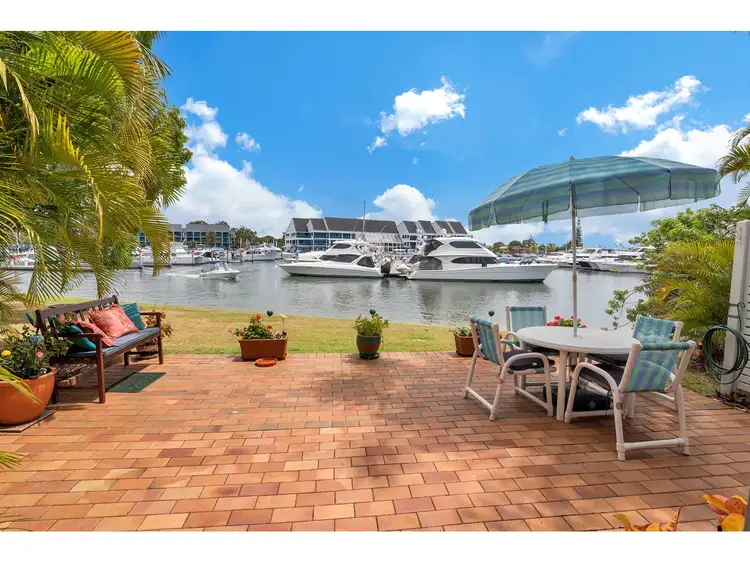 9 Port Meirion, 3 Marina Crescent, Hollywell QLD 4216