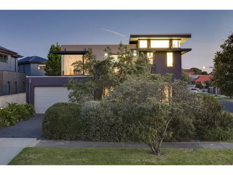 31 Nunns Road, Mornington VIC 3931