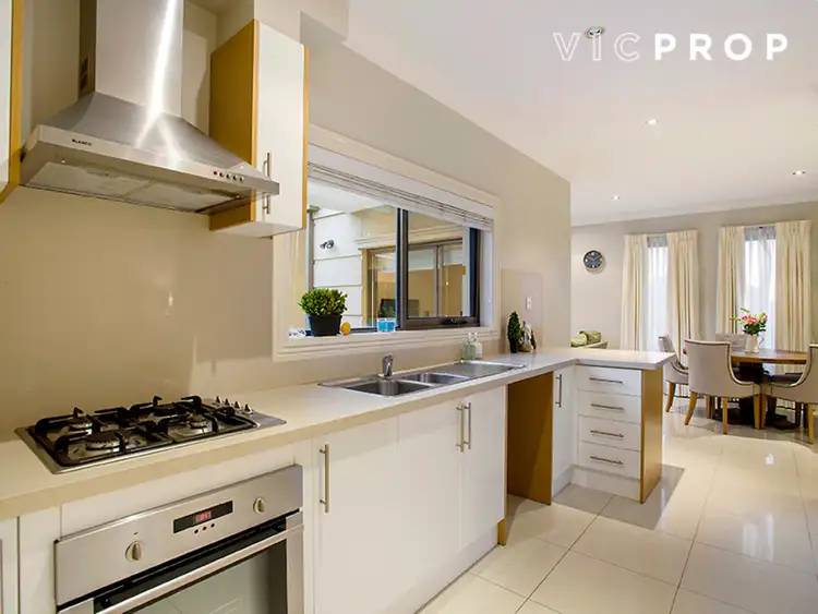 Sixth view of Homely townhouse listing, 5/17-19 Queens Avenue, Doncaster VIC 3108