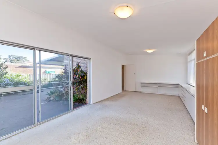 Fifth view of Homely house listing, 6 Newport Way, Lynwood WA 6147
