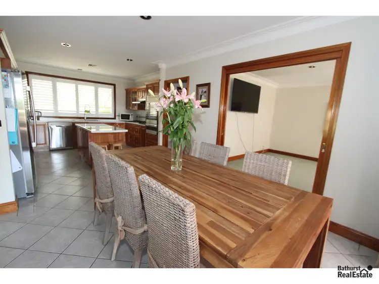 Fourth view of Homely house listing, 3 Dunoon Place, Bathurst NSW 2795