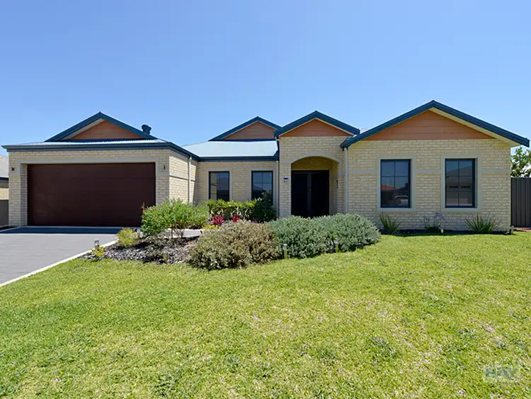 Second view of Homely house listing, 11 Brammall Bend, Aveley WA 6069