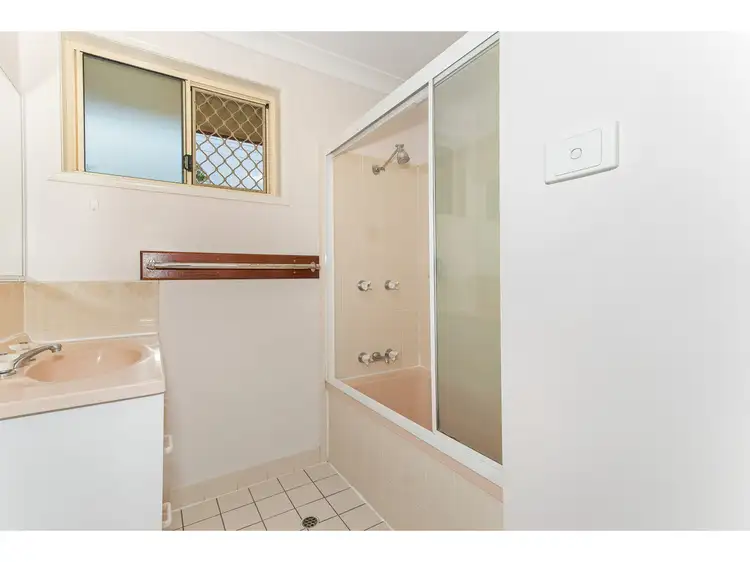 Fifth view of Homely house listing, 8 Bean Avenue, Parkhurst QLD 4702