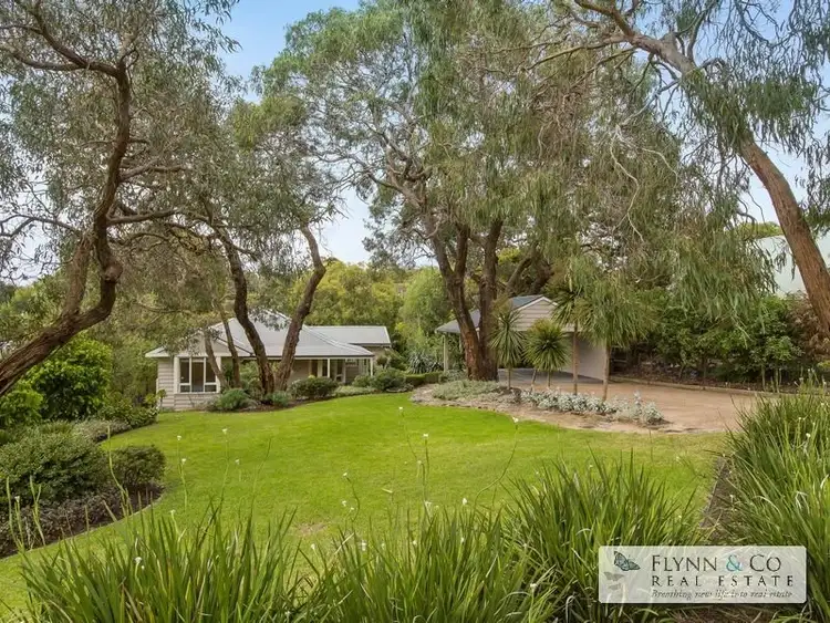 Main view of Homely house listing, 10 Yambill Avenue, Rosebud VIC 3939