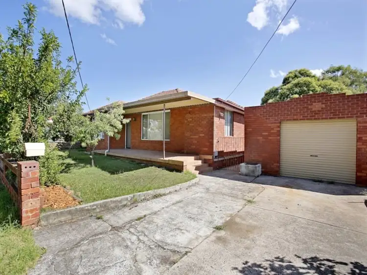 6 Waterloo Street, Glenfield NSW 2167
