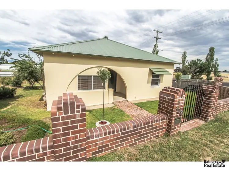 108 Bant Street, Bathurst NSW 2795