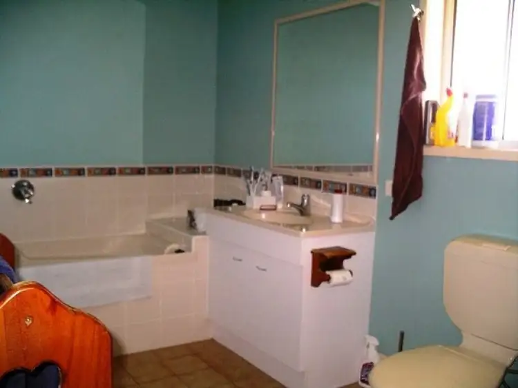 Fifth view of Homely house listing, 6 Featherstone Court, Rockville QLD 4350