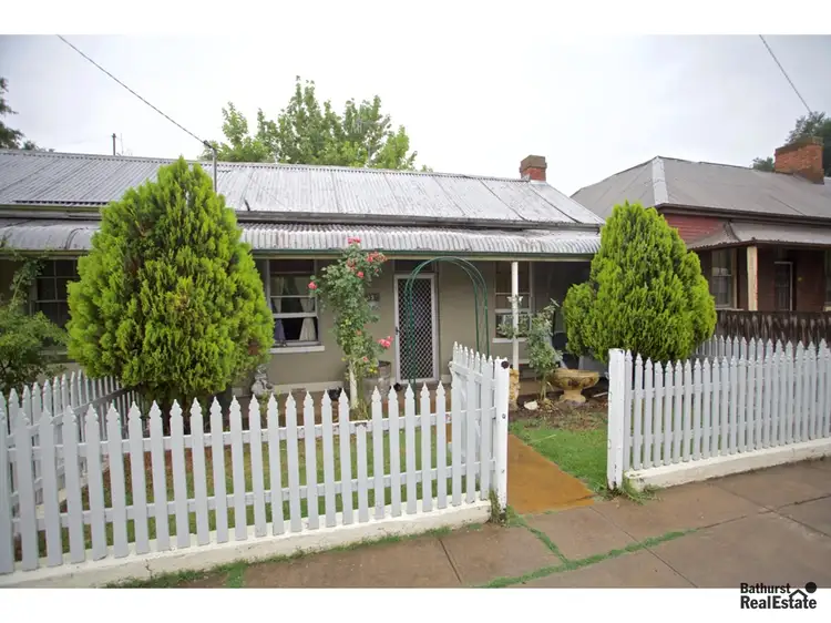 137 Russell Street, Bathurst NSW 2795