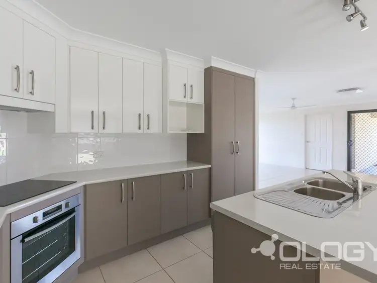 Sixth view of Homely house listing, 8 Benrhys Court, Rockyview QLD 4701
