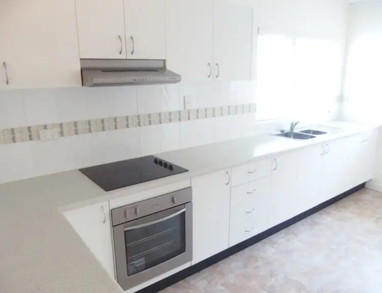 Fourth view of Homely unit listing, 1/23 Mary Street, West End QLD 4810