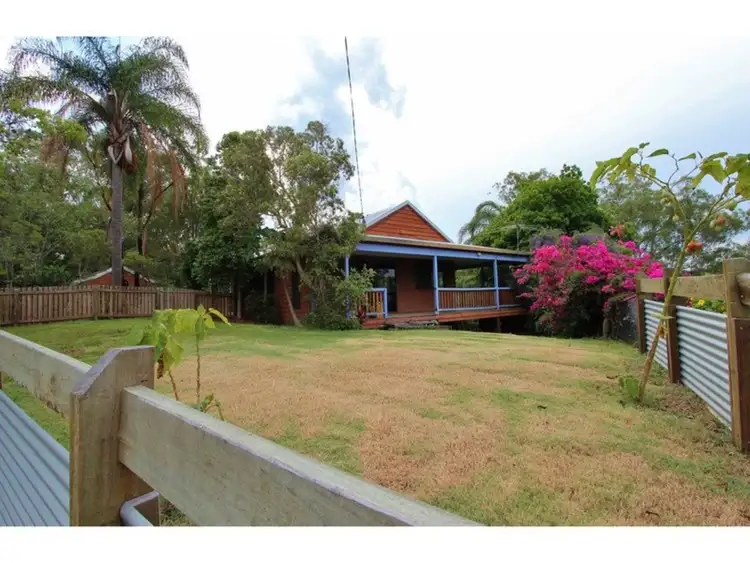 2 Banksia Drive, Mount Crosby QLD 4306