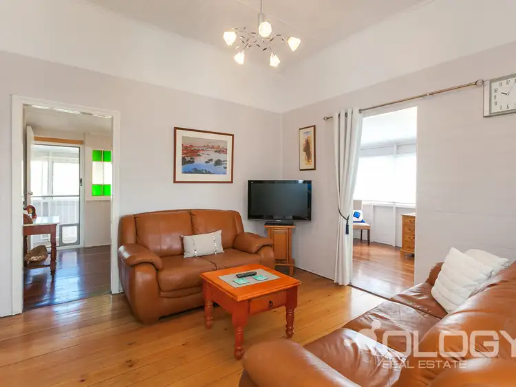 Fourth view of Homely house listing, 10 Bank Street, Park Avenue QLD 4701