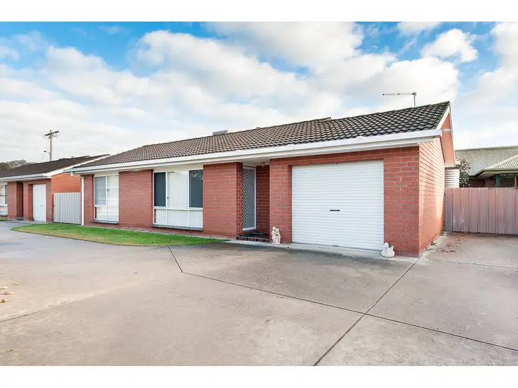 2/470 Heriot Street, Lavington NSW 2641