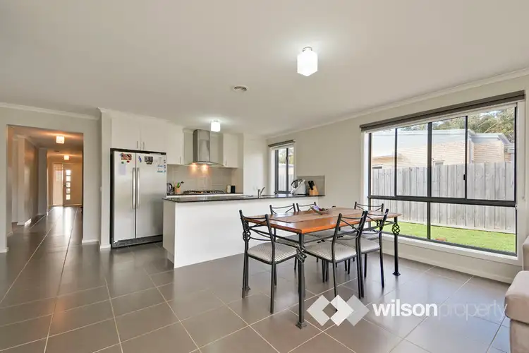 Fifth view of Homely house listing, 8 Tyrone Close, Traralgon VIC 3844