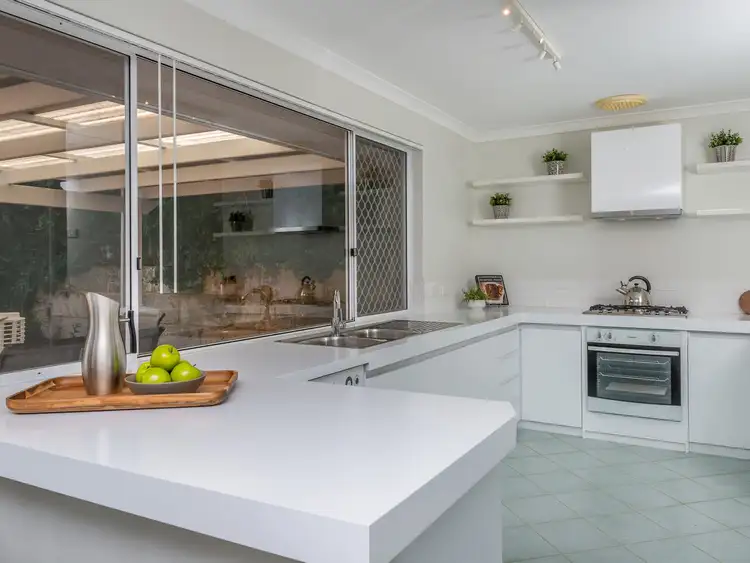 Sixth view of Homely house listing, 1 Cantara Rise, Ocean Reef WA 6027