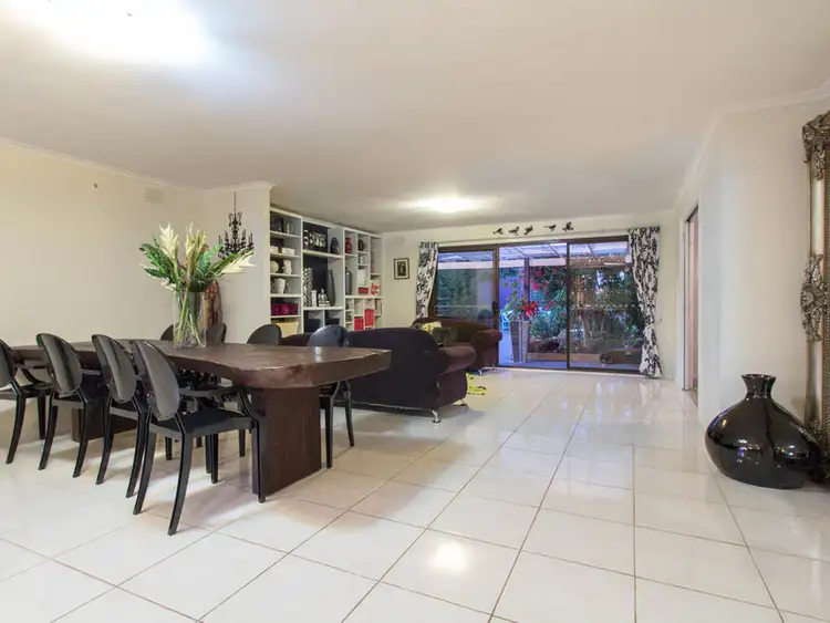 Fifth view of Homely house listing, 1 Chatswood Avenue, Langwarrin VIC 3910
