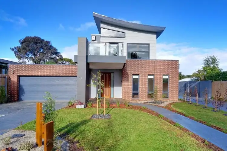 1/12 Oakland Street, Mornington VIC 3931