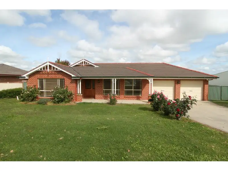 Main view of Homely house listing, 7 Hassall Grove, Kelso NSW 2795