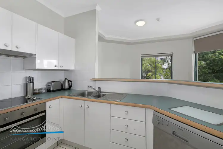 Fifth view of Homely apartment listing, 21/10 Goodwin Street, Kangaroo Point QLD 4169
