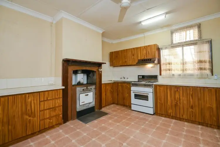Sixth view of Homely house listing, 2 Dugan Street, Kalgoorlie WA 6430