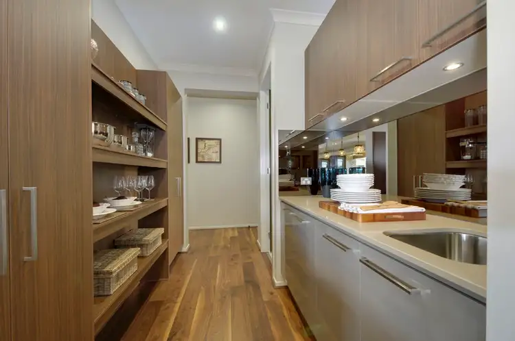 Sixth view of Homely house listing, 10 Bowral Way, Traralgon VIC 3844