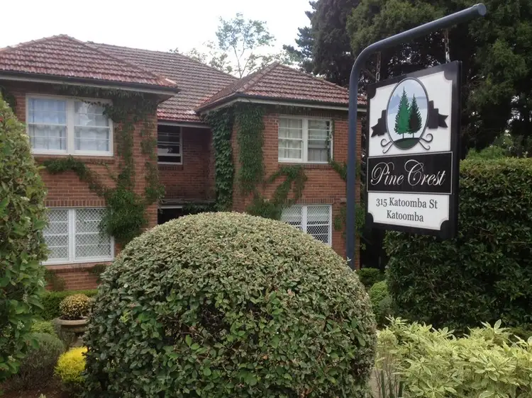 315 Katoomba Street