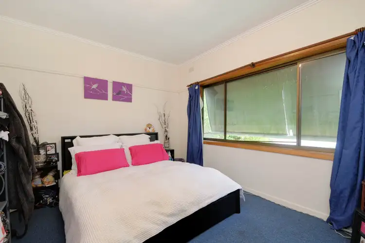 Fifth view of Homely house listing, 2 McCallum Court, Traralgon VIC 3844