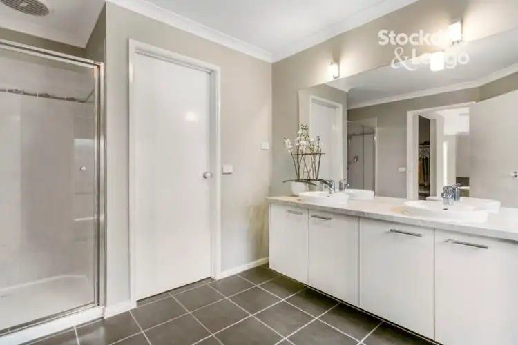 Fifth view of Homely house listing, 6 Els Court, Berwick VIC 3806
