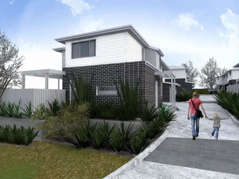 Main view of Homely townhouse listing, 7/76-78 Lachlan Road, Cardiff NSW 2285