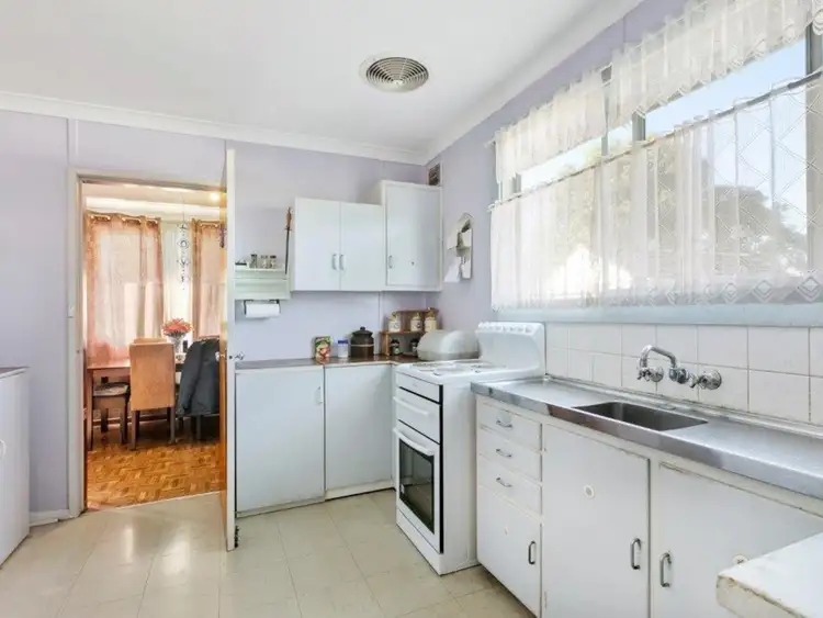 Second view of Homely house listing, 10 Box Place, Gateshead NSW 2290