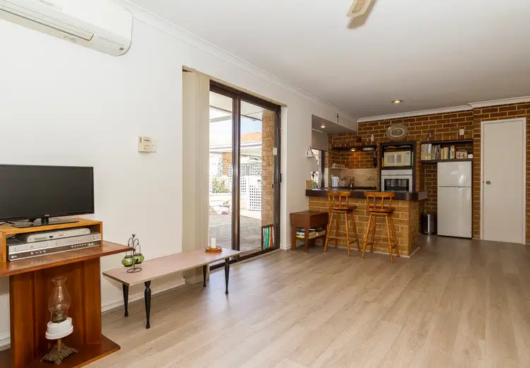 Sixth view of Homely house listing, 5 Baroola Place, Ocean Reef WA 6027