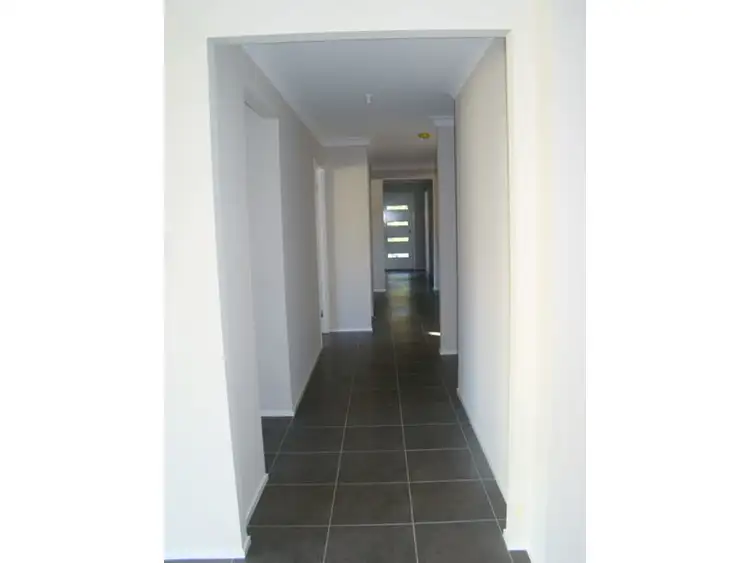 Fifth view of Homely house listing, 8 Durnford Place, St Georges Basin NSW 2540