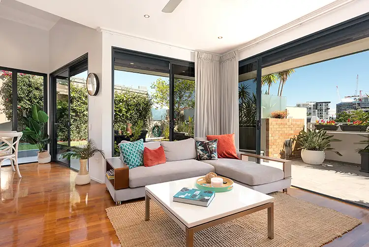 Sixth view of Homely apartment listing, 110 Commerical Road, Teneriffe QLD 4005