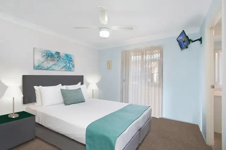 Fourth view of Homely semi-detached listing, 1/32 Kintyre Crescent, Banora Point NSW 2486