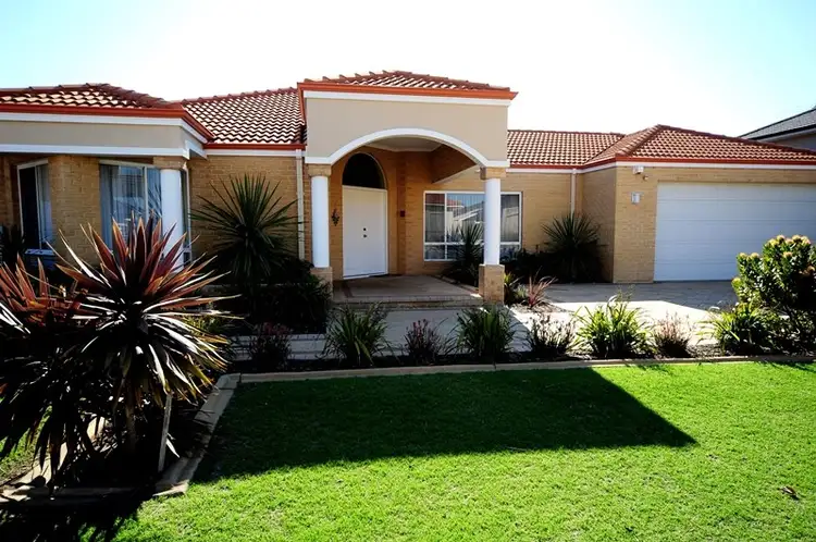3 Cronulla Place, Hillarys WA 6025