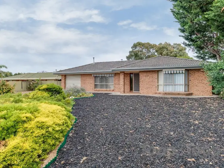 6 Bendigo Close, Trott Park SA 5158