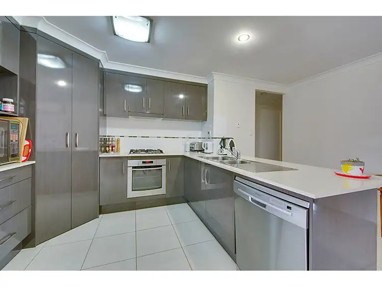Second view of Homely house listing, 16 Mahogany Way, Lammermoor QLD 4703